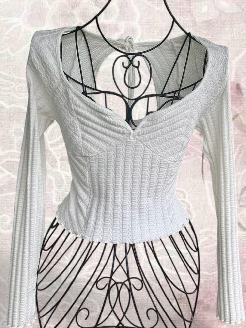 White Ribbed V-Neck Long Sleeve Knit Top - Women
